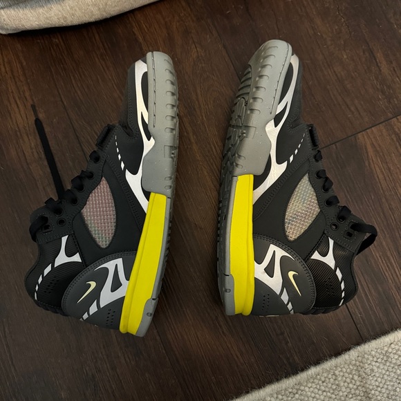 Nike Trainers - Picture 3 of 5